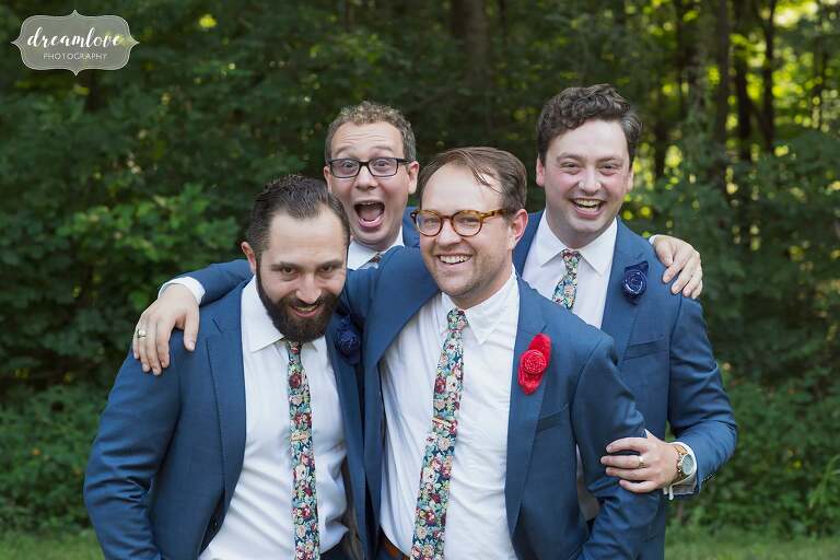 Candid and relaxed portraits of groomsmen in NH.