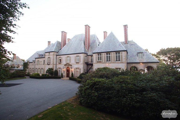 View of the wedding venue estate of Glen Manor House in Portsmouth, RI on the coast.