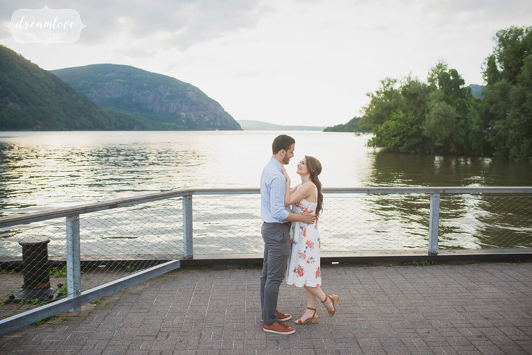 Beautiful engagement photos in Hudson Valley with girl in a white flower dress in Cold Spring.