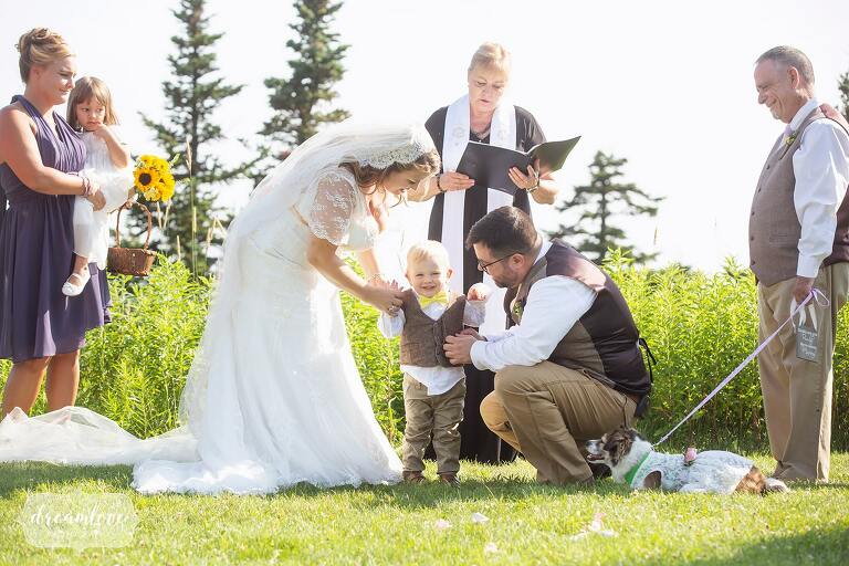 family-wedding-mt-greylock-vows